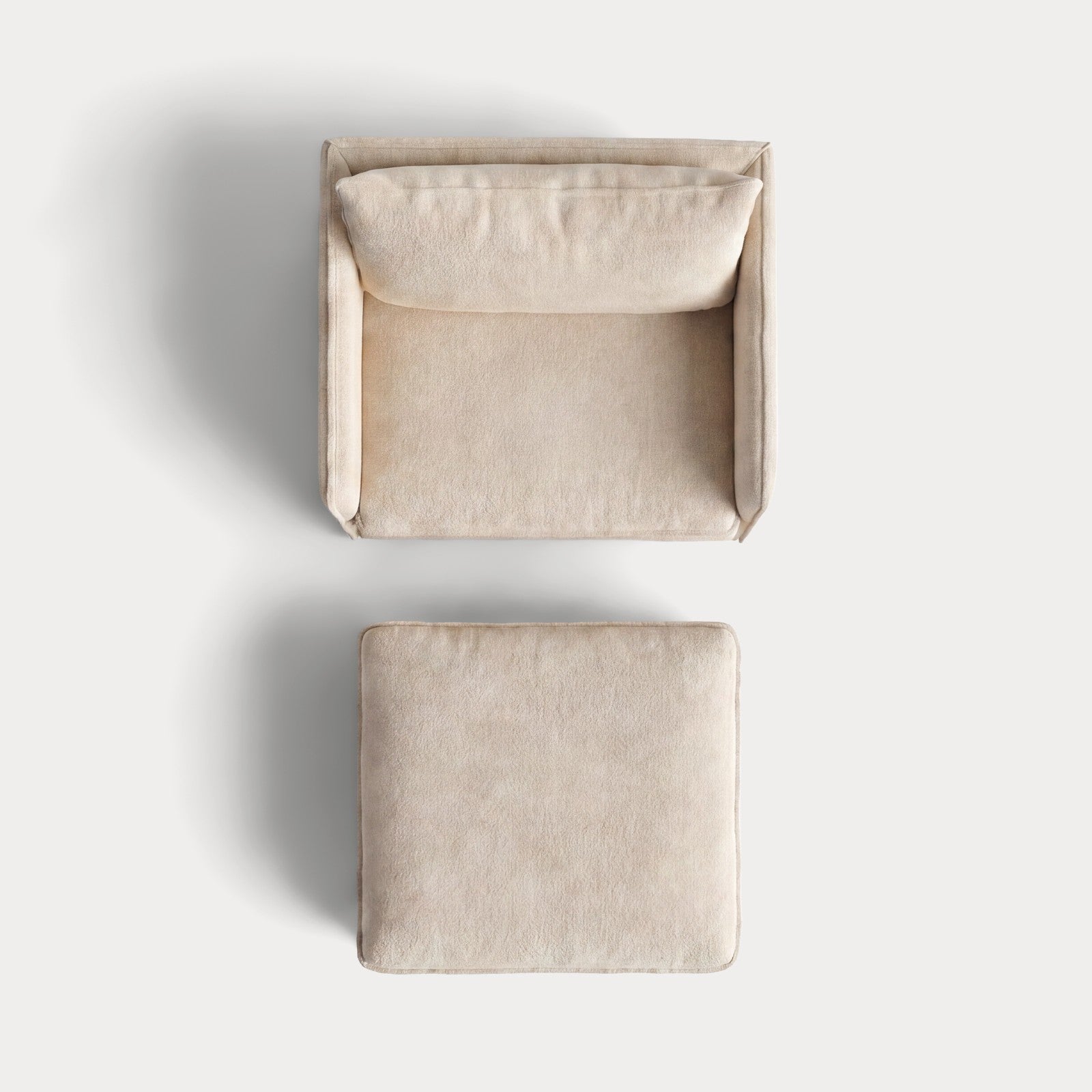ch_front-view_armchair-ottoman-cashew