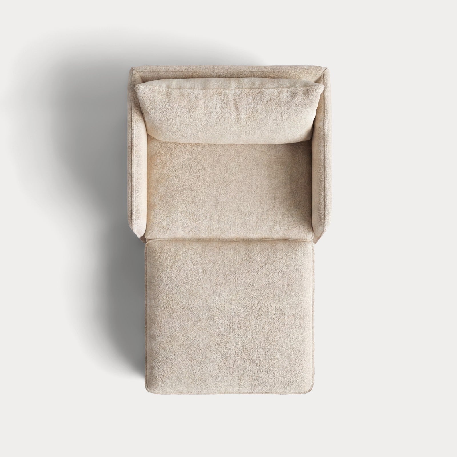 ch_front-view_chaise-armchair-cashew