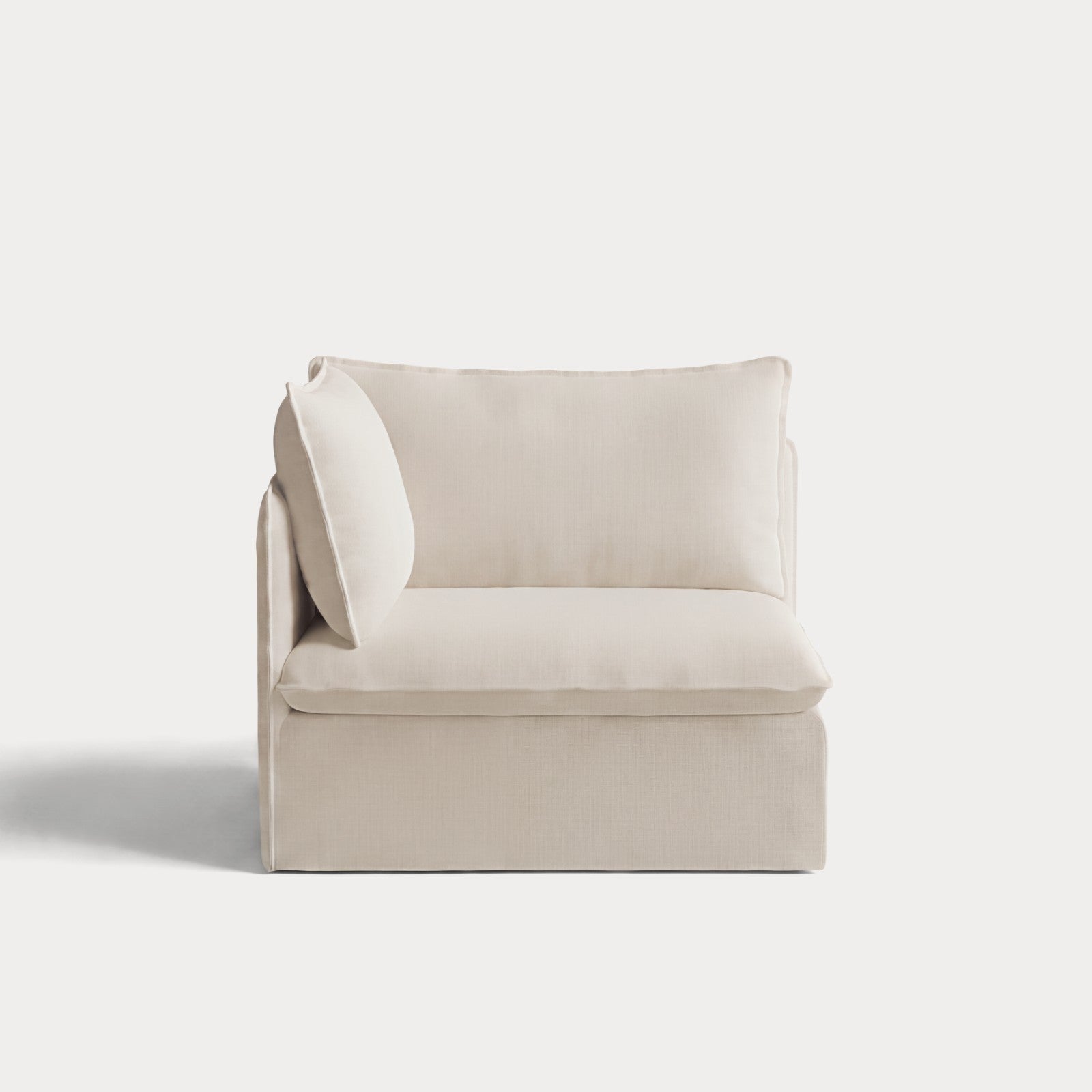 ch_front-view_end-chair-left-chai_096ef28b-245d-4f59-a68f-560759a9411e