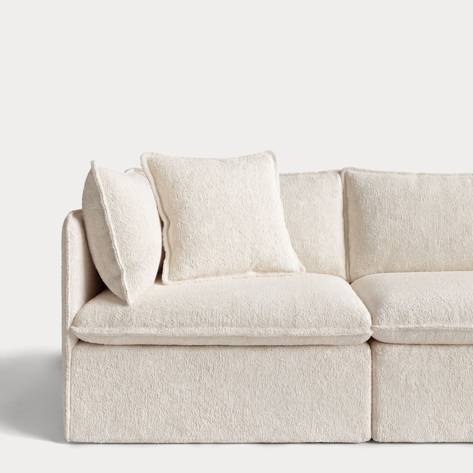 ch_front-view_pillows_20-creme