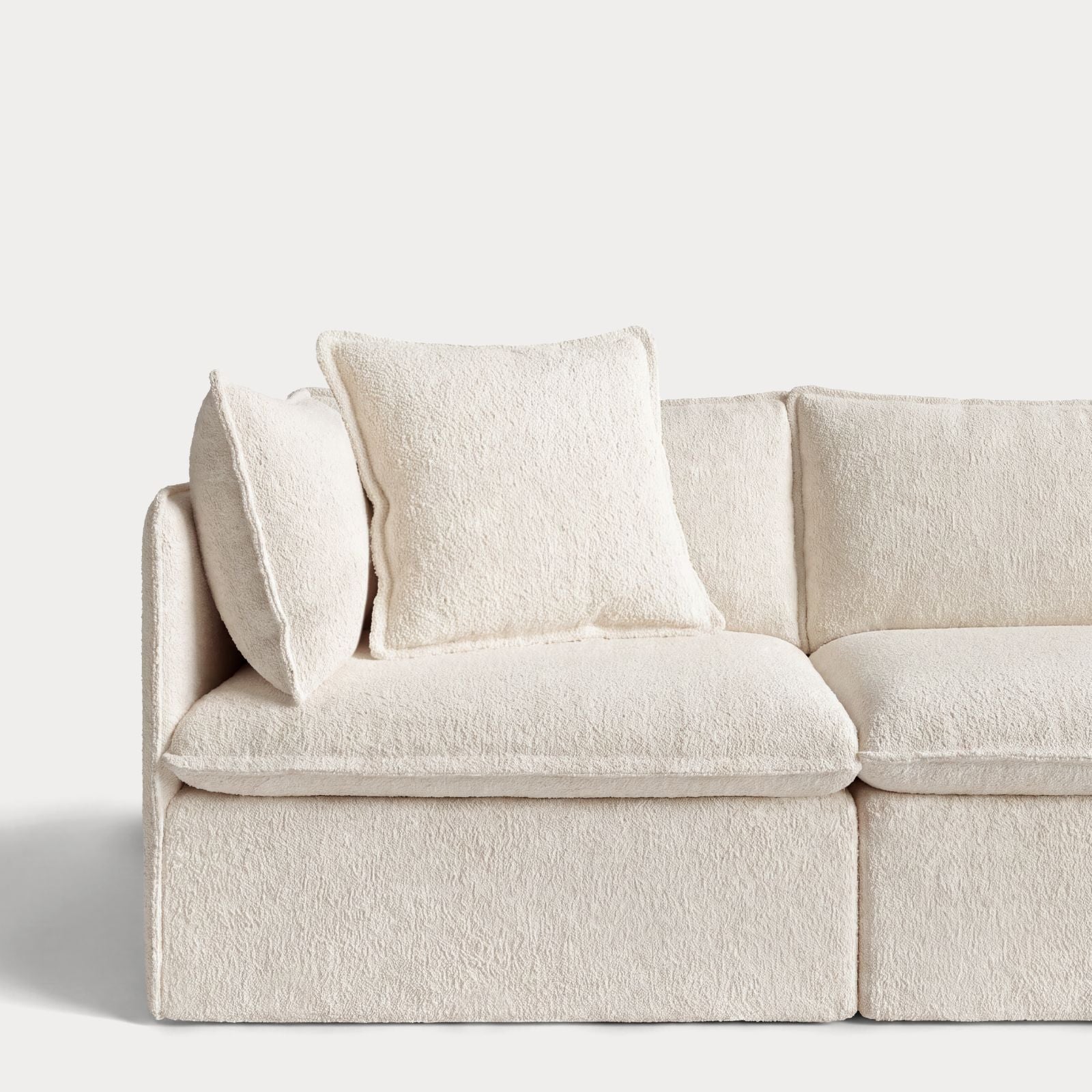 ch_front-view_pillows_22-creme